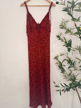 Wild Fable Red Floral Lace Trim Empire Waist Maxi Dress Size M